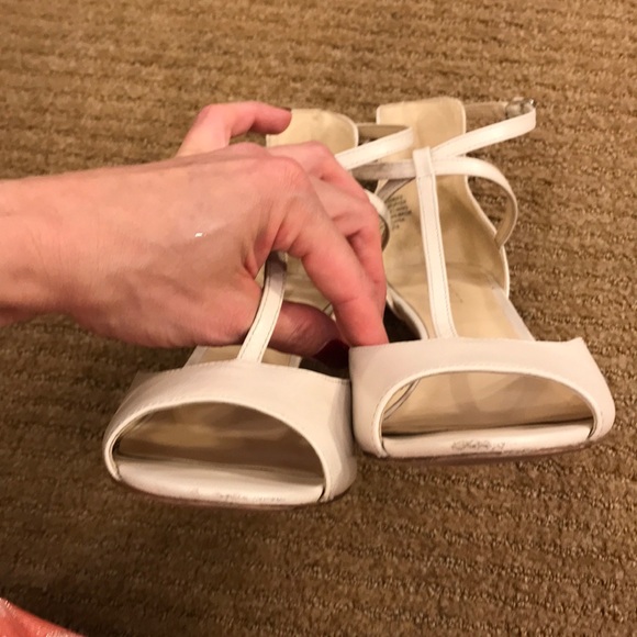 Off white Nine West mid heel pump - Picture 6 of 8